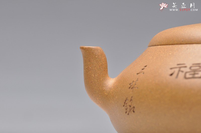 紫砂壶图片：邱玉林大师装饰 古拙之风 把玩精品 全手扁梨2 实用收藏 - 宜兴紫砂壶网