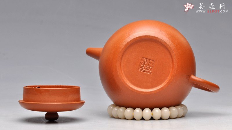 紫砂壶图片：古朴可爱 神韵俊秀 全手逸公壶 杀铁利器 - 宜兴紫砂壶网