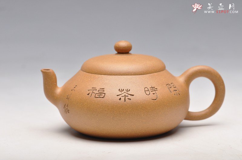 紫砂壶图片：邱玉林大师装饰 古拙之风 把玩精品 全手扁梨2 实用收藏 - 宜兴紫砂壶网