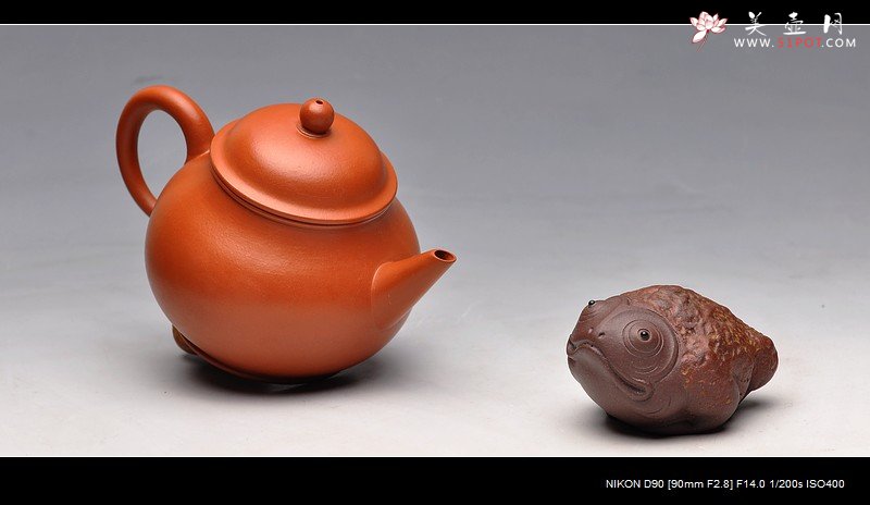 紫砂壶图片：线条优美 最佳实用器 优质朱泥 全手剑流高潘 - 宜兴紫砂壶网