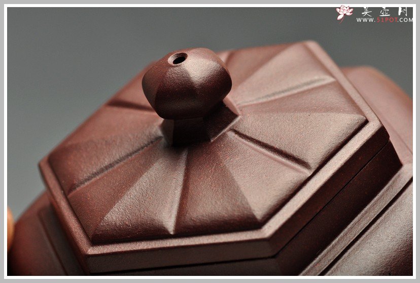 紫砂壶图片：李彦雄装饰通景 何卫枫经典 全手步步高登 实力强强联合 - 宜兴紫砂壶网