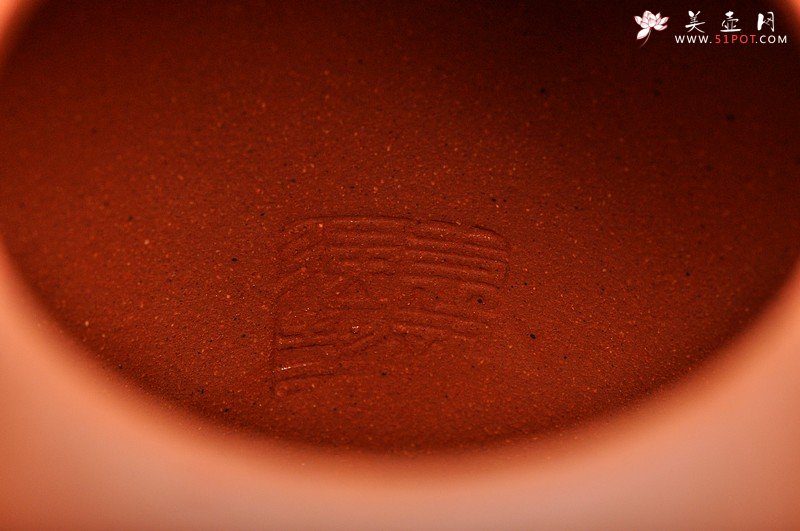 紫砂壶图片：美人醉 醉美人 迷人降坡泥 国助和石摹海派三任之任薰 高士 - 宜兴紫砂壶网