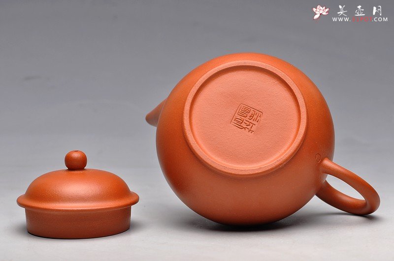 紫砂壶图片：线条优美 最佳实用器 优质朱泥 全手剑流高潘 - 宜兴紫砂壶网