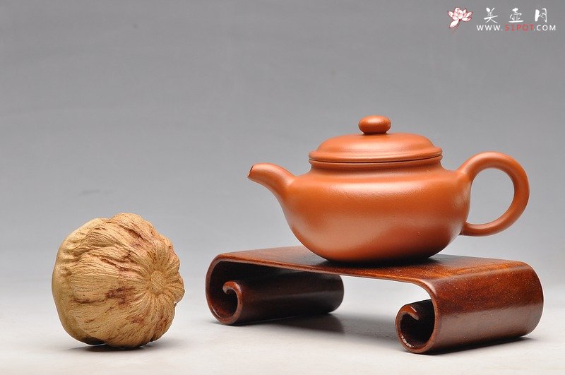 紫砂壶图片：朱泥小仿古 - 宜兴紫砂壶网