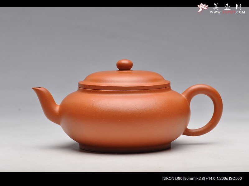 紫砂壶图片：典雅优美 优质朱泥 全手工三弯宫灯 - 宜兴紫砂壶网