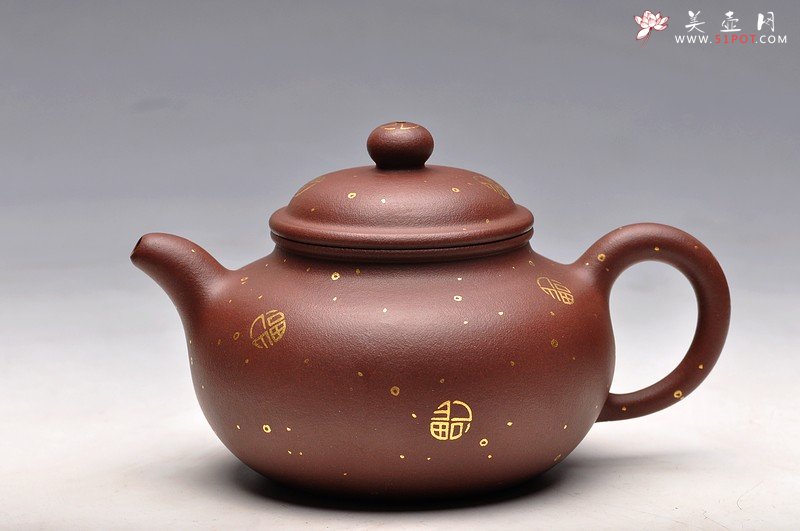 紫砂壶图片：线条优美 浑圆饱满 描真金 全手福莲 杀茶利器 - 宜兴紫砂壶网