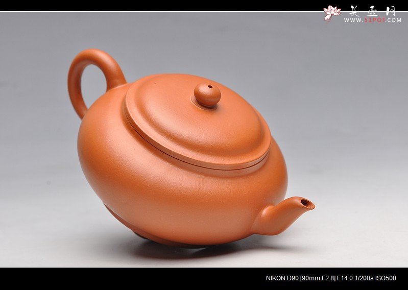 紫砂壶图片：典雅优美 优质朱泥 全手工三弯宫灯 - 宜兴紫砂壶网