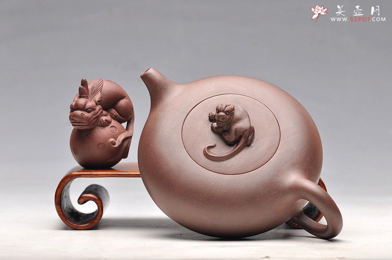 紫砂壶图片：优质紫泥 线条优美 实用之品  旺龙 - 宜兴紫砂壶网