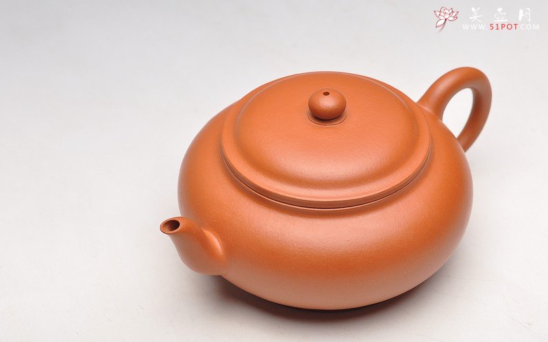 紫砂壶图片：典雅优美 优质朱泥 全手工三弯宫灯 - 宜兴紫砂壶网