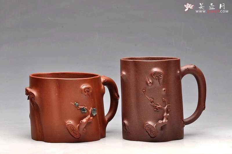 紫砂壶图片：一对高矮胖瘦绝配：） 清水泥和地槽青 全手梅花单杯  - 宜兴紫砂壶网