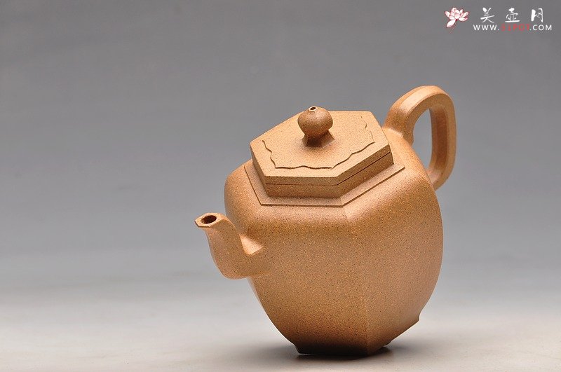 紫砂壶图片：俊雅遗风 工精实力新品 段泥全手小步步高登 普洱利器 - 宜兴紫砂壶网