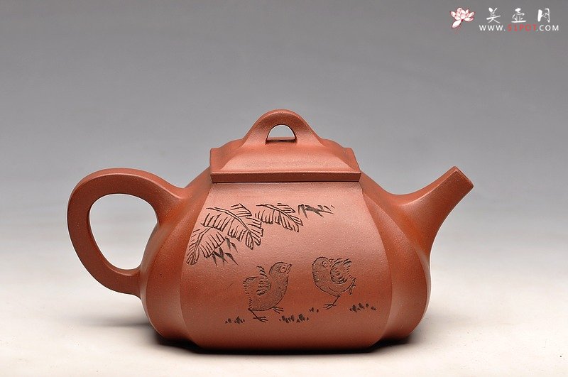 紫砂壶图片：线面挺快 张听刚老师装饰 四方抽角 - 宜兴紫砂壶网