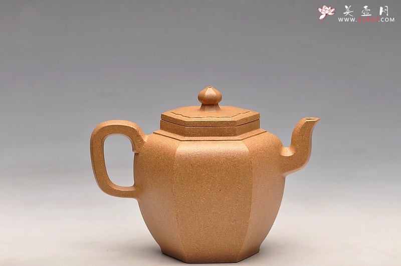 紫砂壶图片：俊雅遗风 工精实力新品 段泥全手小步步高登 普洱利器 - 宜兴紫砂壶网