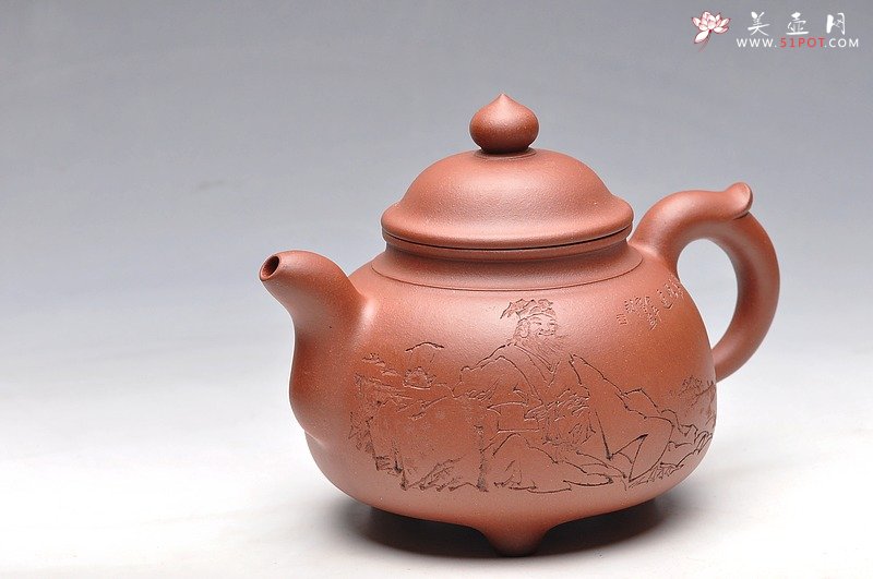 紫砂壶图片：巍峨大气 三足之势 三足鼎 人物细腻传神 送礼自藏佳品 - 宜兴紫砂壶网
