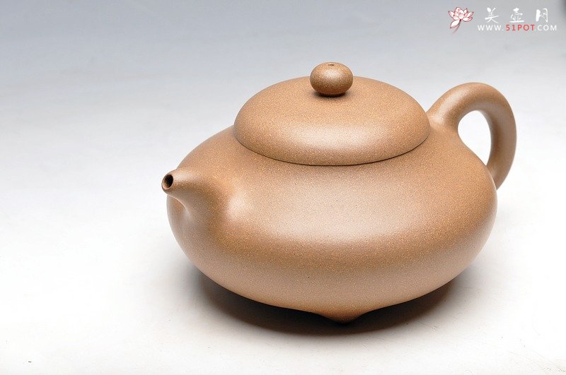 紫砂壶图片：工正 明针优秀 刹凹 霸气的全手三足乳鼎 - 宜兴紫砂壶网