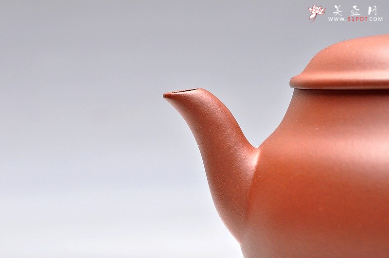 紫砂壶图片：尹君峰新品全手鸣远梨式  风姿绰约 优质地槽青 - 宜兴紫砂壶网