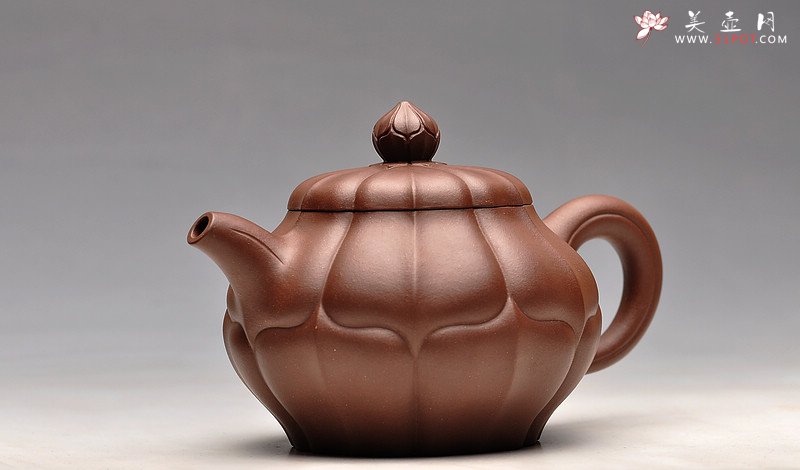 紫砂壶图片：美感十足 稳重 线条明晰 筋囊风采 高合菱 - 宜兴紫砂壶网