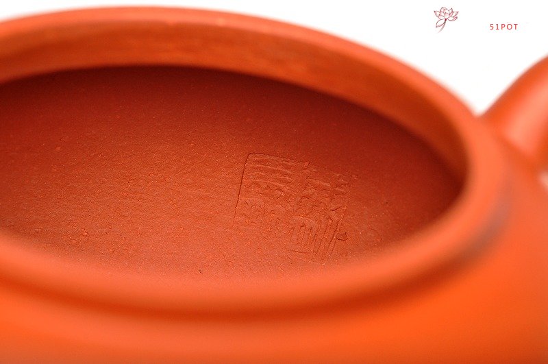 紫砂壶图片：风姿卓越 全手实用茶器之平盖莲子 - 宜兴紫砂壶网