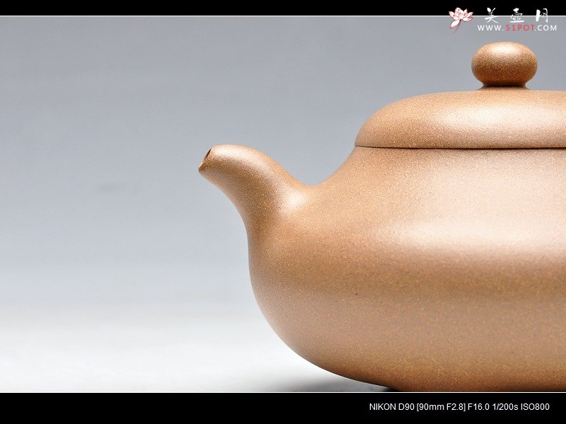 紫砂壶图片：工正 明针优秀 刹凹 霸气的全手三足乳鼎 - 宜兴紫砂壶网