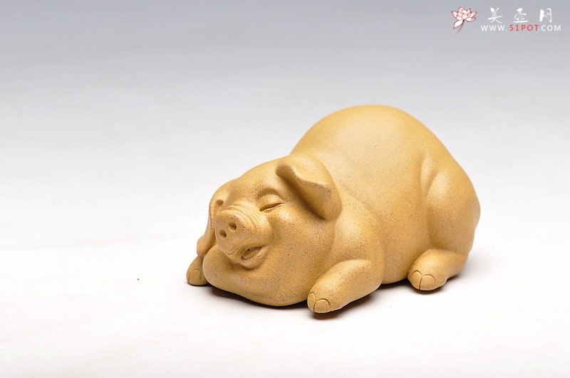 紫砂壶图片：小喜猪 福猪 壬辰年新品 优质段泥 不一般的甜蜜 - 宜兴紫砂壶网