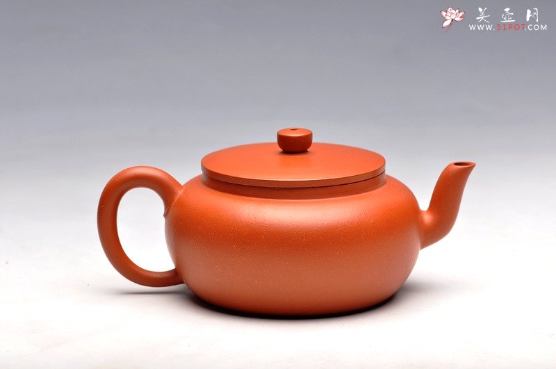 紫砂壶图片：风姿卓越 全手实用茶器之平盖莲子 - 宜兴紫砂壶网