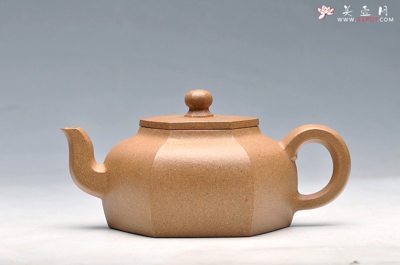 紫砂壶图片：飘逸灵动 线面挺快 全手精品之逸公六方 - 宜兴紫砂壶网