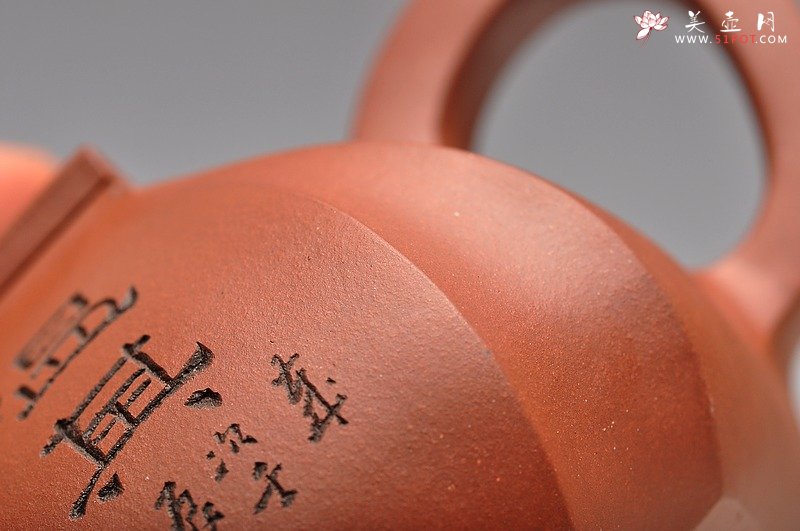 紫砂壶图片：线面挺快 张听刚老师装饰 四方抽角 - 宜兴紫砂壶网