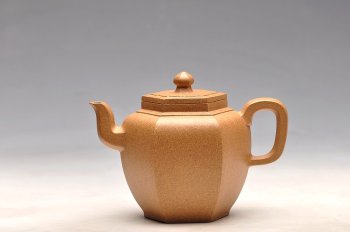 紫砂壶图片：俊雅遗风 工精实力新品 段泥全手小步步高登 普洱利器 - 宜兴紫砂壶网