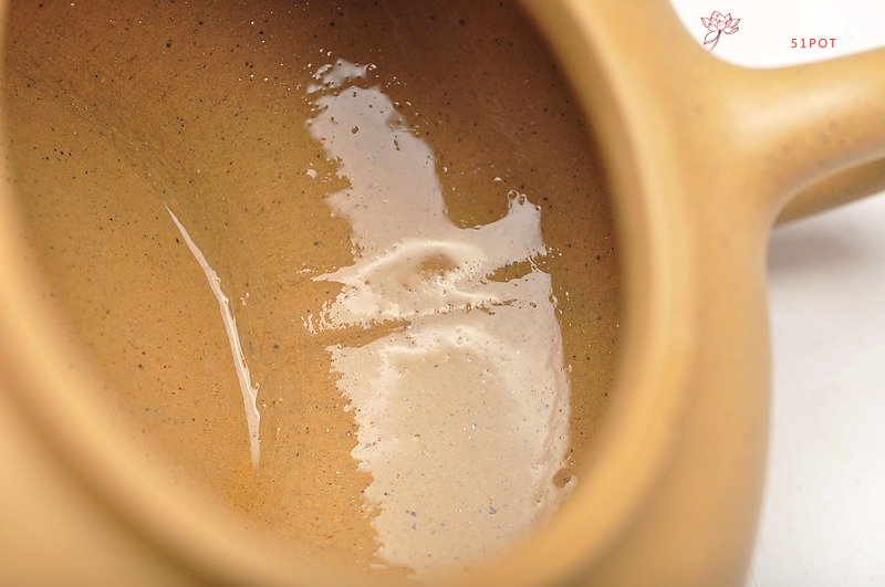 紫砂壶图片：漂亮的本山段泥 端庄秀丽  全手古韵  - 宜兴紫砂壶网