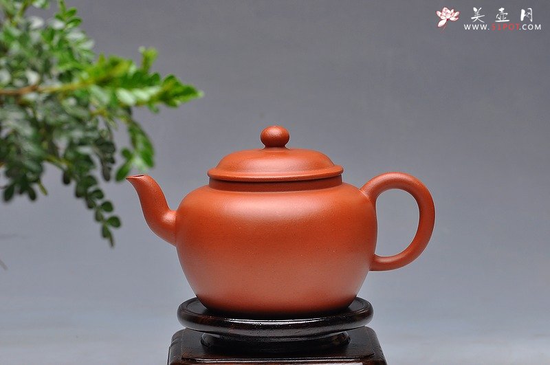 紫砂壶图片：简洁实用 敦实闲味 老朱泥 全手舒和 - 宜兴紫砂壶网