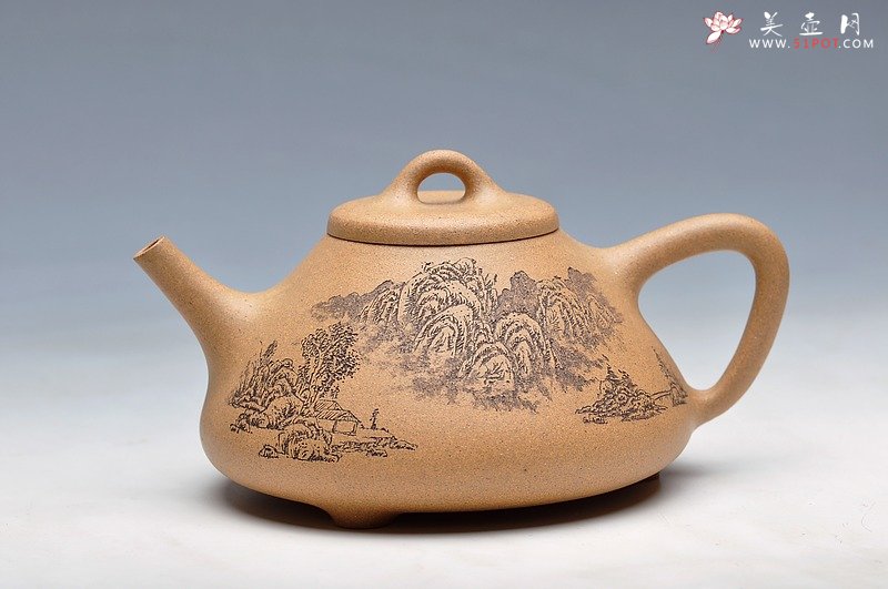 紫砂壶图片： 精神刚挺 全手子冶石瓢 无限诗情烟雨中 - 宜兴紫砂壶网