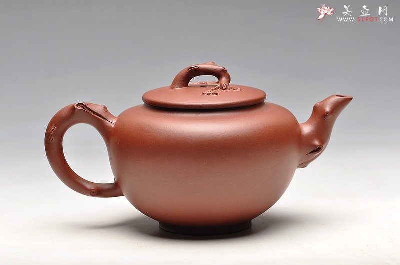 紫砂壶图片：清雅淡香 红皮龙 全手咏梅套组  - 宜兴紫砂壶网