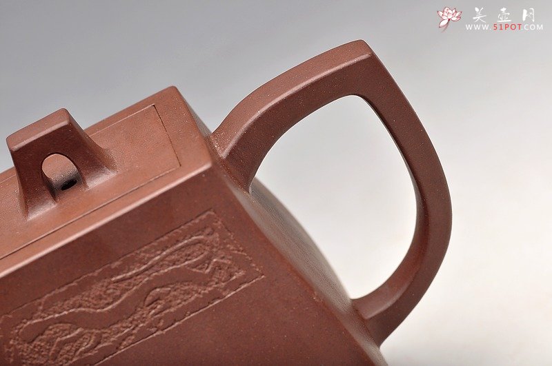 紫砂壶图片：精品 浑厚飘逸 气度非凡 全手工方中云壶一对 - 宜兴紫砂壶网