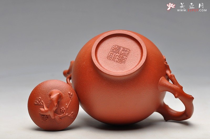 紫砂壶图片：饱满可爱 亭亭玉立 精品梅花 红梅圆珠 - 宜兴紫砂壶网