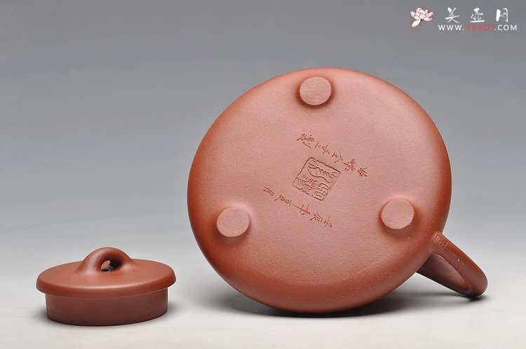 紫砂壶图片：峥峥其骨 味正耐品 挺拔俊雅 乃曲峰实力之作  全手子冶石瓢 - 宜兴紫砂壶网