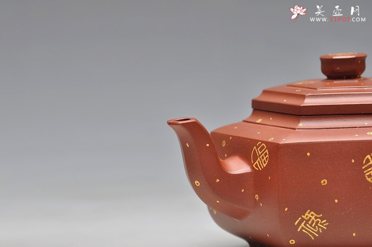 紫砂壶图片：方圆之精妙 日益精进 挺拔流畅 ‘满金福’全手中雪华  - 宜兴紫砂壶网