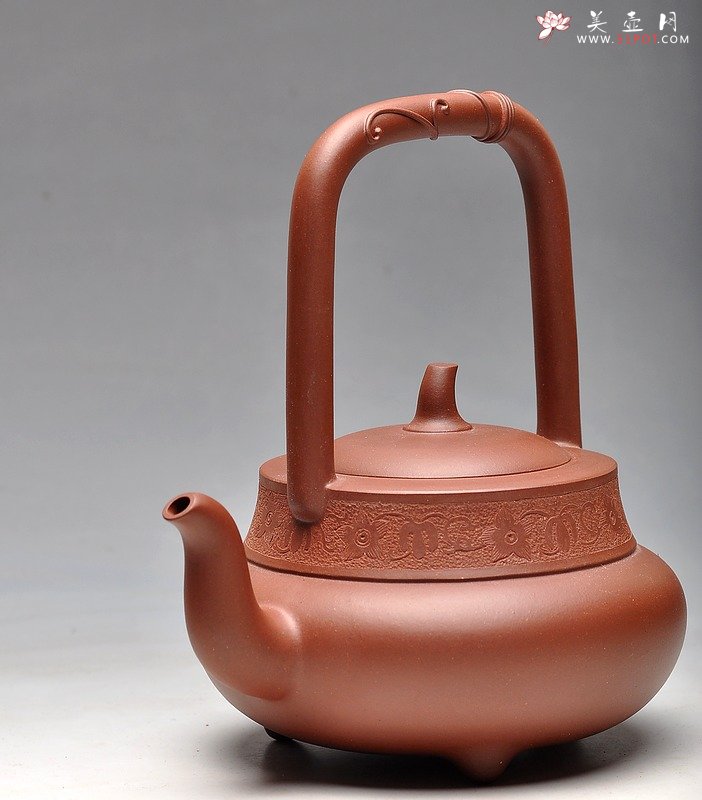 紫砂壶图片：壬辰年扛鼎力作 北瓜提梁  - 宜兴紫砂壶网