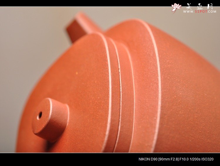 紫砂壶图片：亦圆亦方 平盖腰圆  质朴无华 老青水泥 - 宜兴紫砂壶网