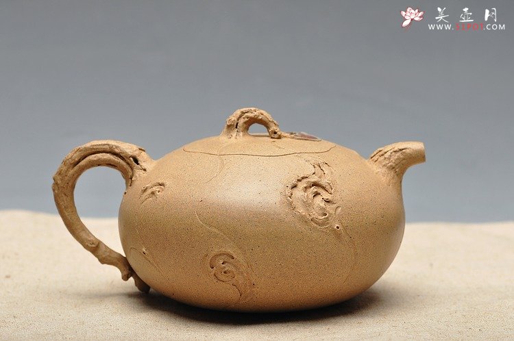 紫砂壶图片：殷俊强壬辰力作 全手 秋   技艺精湛 作品说话 - 宜兴紫砂壶网