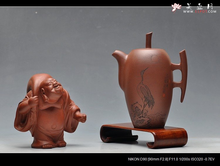 紫砂壶图片：一品当朝 精心之作高升 大千壶 送礼极品 - 宜兴紫砂壶网