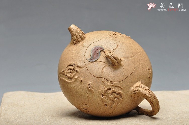 紫砂壶图片：殷俊强壬辰力作 全手 秋   技艺精湛 作品说话 - 宜兴紫砂壶网