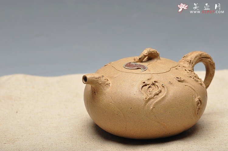 紫砂壶图片：殷俊强壬辰力作 全手 秋   技艺精湛 作品说话 - 宜兴紫砂壶网