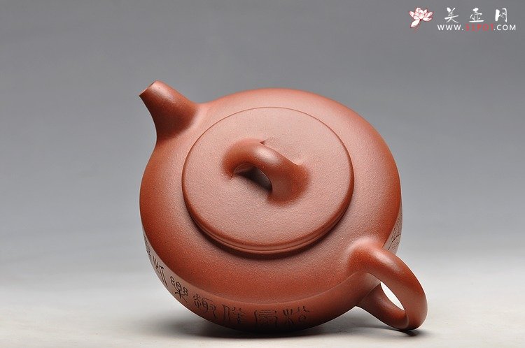 紫砂壶图片：优质底槽青 木言装饰 老味十足  线扁 - 宜兴紫砂壶网