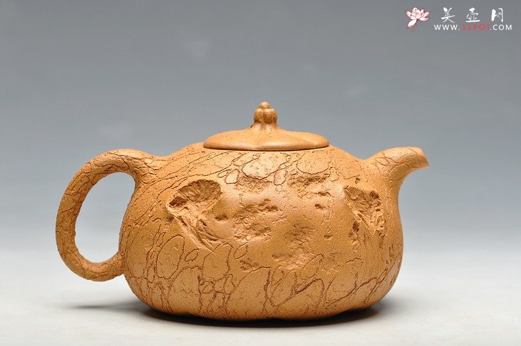 紫砂壶图片：老段泥 古朴灵气 融然  全手工灵芝龚春 瓜纽龚春 - 宜兴紫砂壶网
