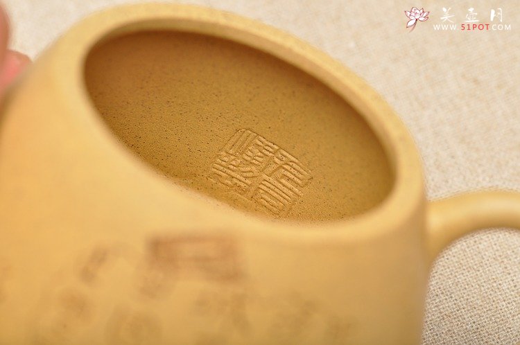 紫砂壶图片：文人气韵 全手秤砣 - 宜兴紫砂壶网