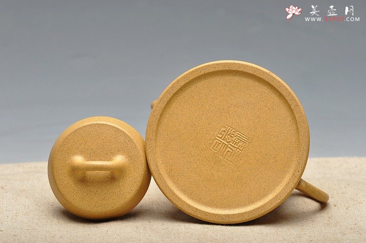 紫砂壶图片：文人气韵 全手秤砣 - 宜兴紫砂壶网