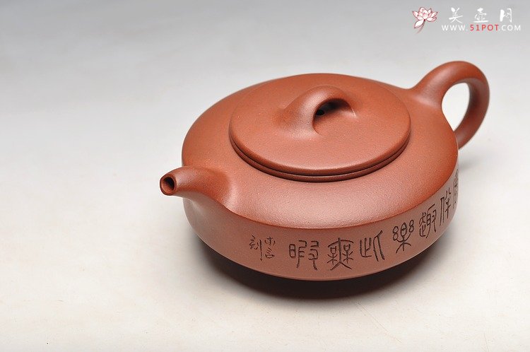 紫砂壶图片：优质底槽青 木言装饰 老味十足  线扁 - 宜兴紫砂壶网