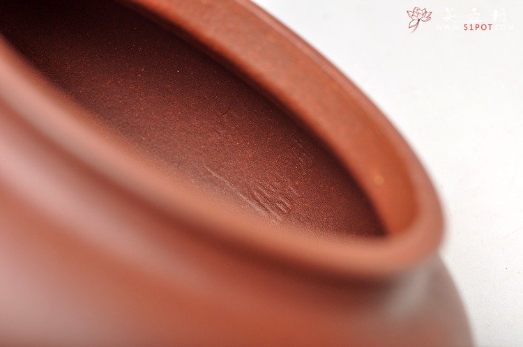 紫砂壶图片： 力度尽显 端庄大气   全手工大仿古 - 宜兴紫砂壶网