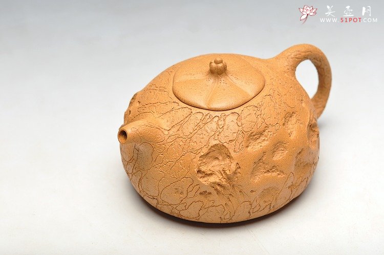 紫砂壶图片：老段泥 古朴灵气 融然  全手工灵芝龚春 瓜纽龚春 - 宜兴紫砂壶网