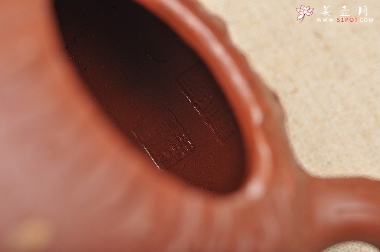 紫砂壶图片：蔡岩峰壬辰年最新原创力作 全手桩语  - 宜兴紫砂壶网